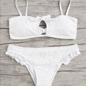 Brand new white bikini💗